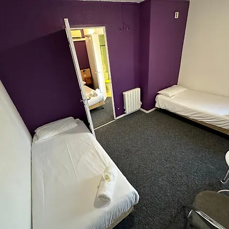 L'escale D'ales Hotel