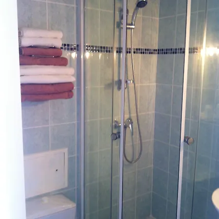 L'escale D'ales Ales