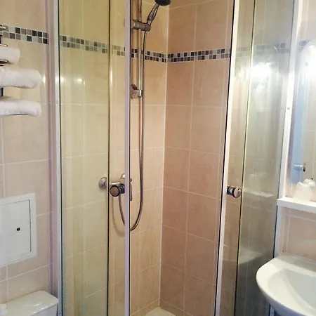 L'escale D'ales 2* Ales