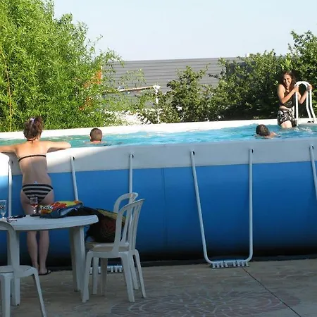 L'escale D'ales Hotel 2*